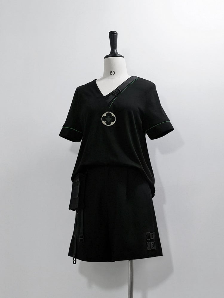 Black Techwear Buckle Strap Pocket Ouji Fashion Shorts