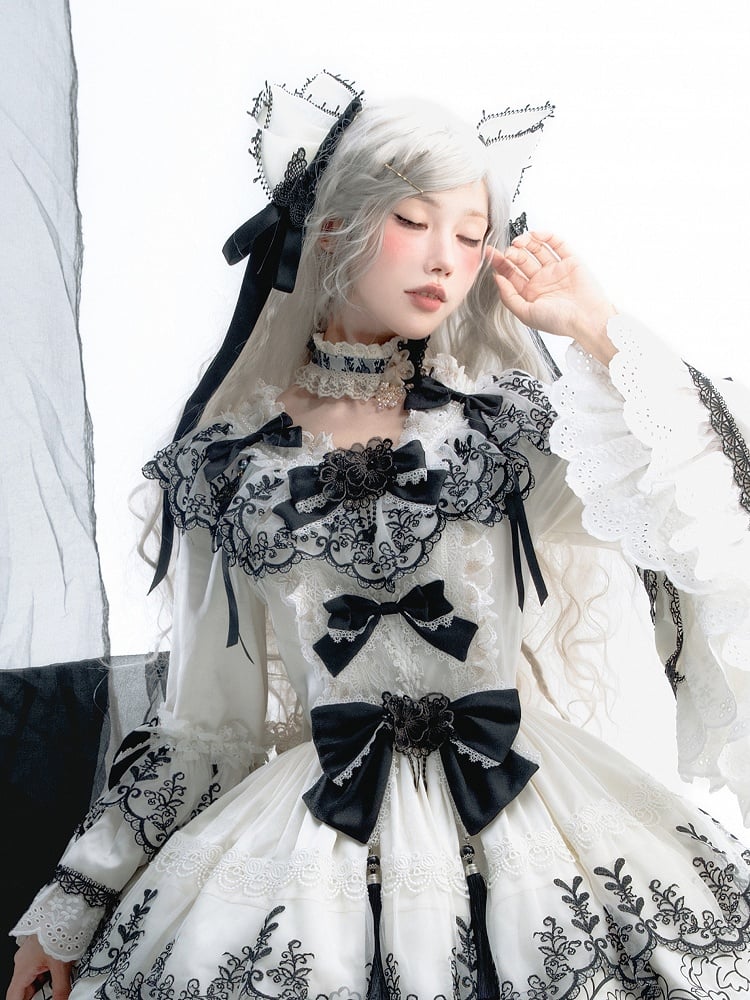 White and Black Butterfly Hairclip