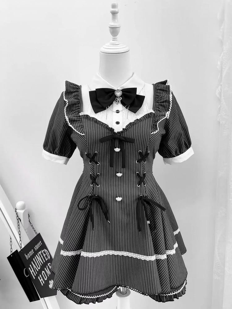 Jirai Kei Black Striped Set : Lace Patches Neckline Lace-up Waist Top + Shorts + Bowtie