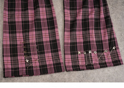 Pins Decorated Black and Pink Plaid Leg Sleeves