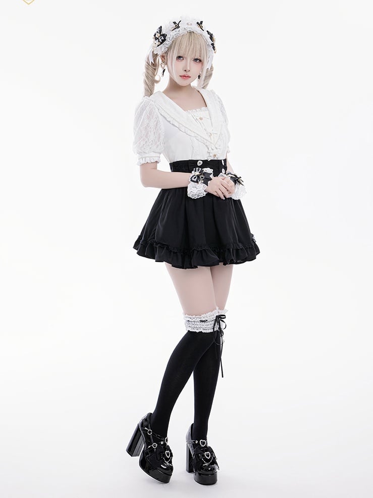 Jirai Kei Sailor Collar White Short Sleeves Blouse Bowknot and Sweetheart Rhinestone Decorations