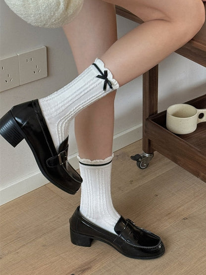 White/Beige/Light Grey/Dark Grey/Black Sweet Bowknot Ruffled Cuff Calf Socks