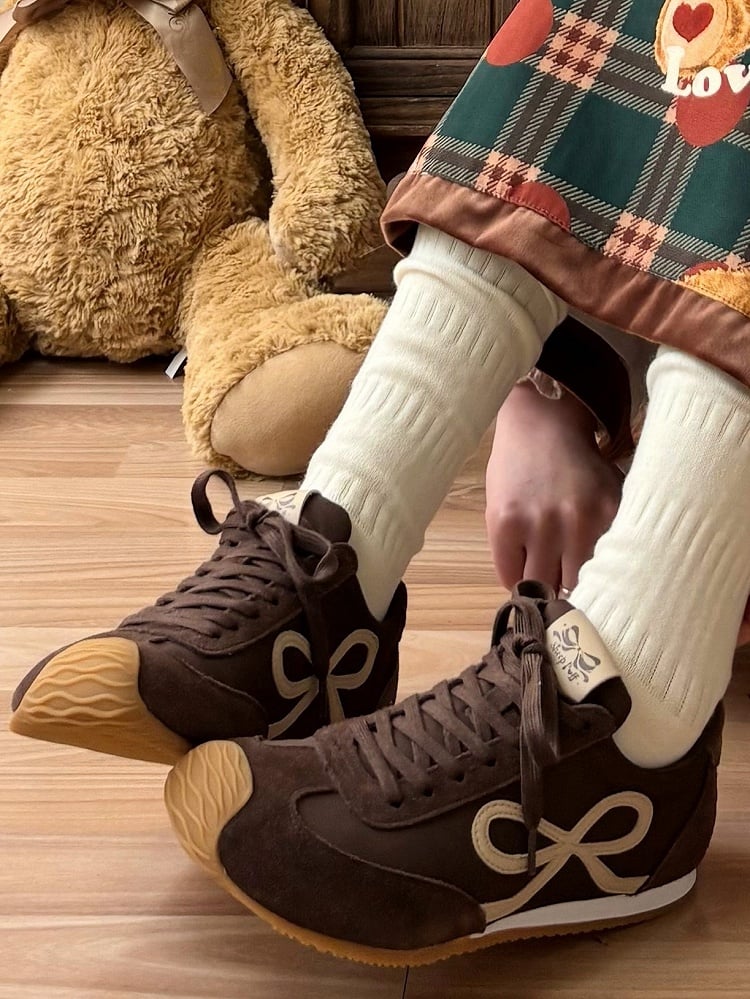 Brown Bowknot Design Front Lace-up Ties Sneakers