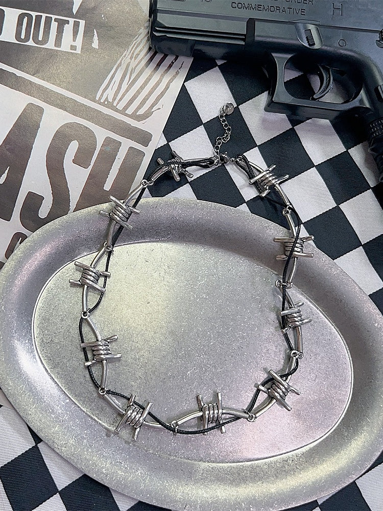 Black&Silver Punk Thorns Details Choker