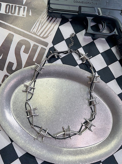 Black&Silver Punk Thorns Details Choker