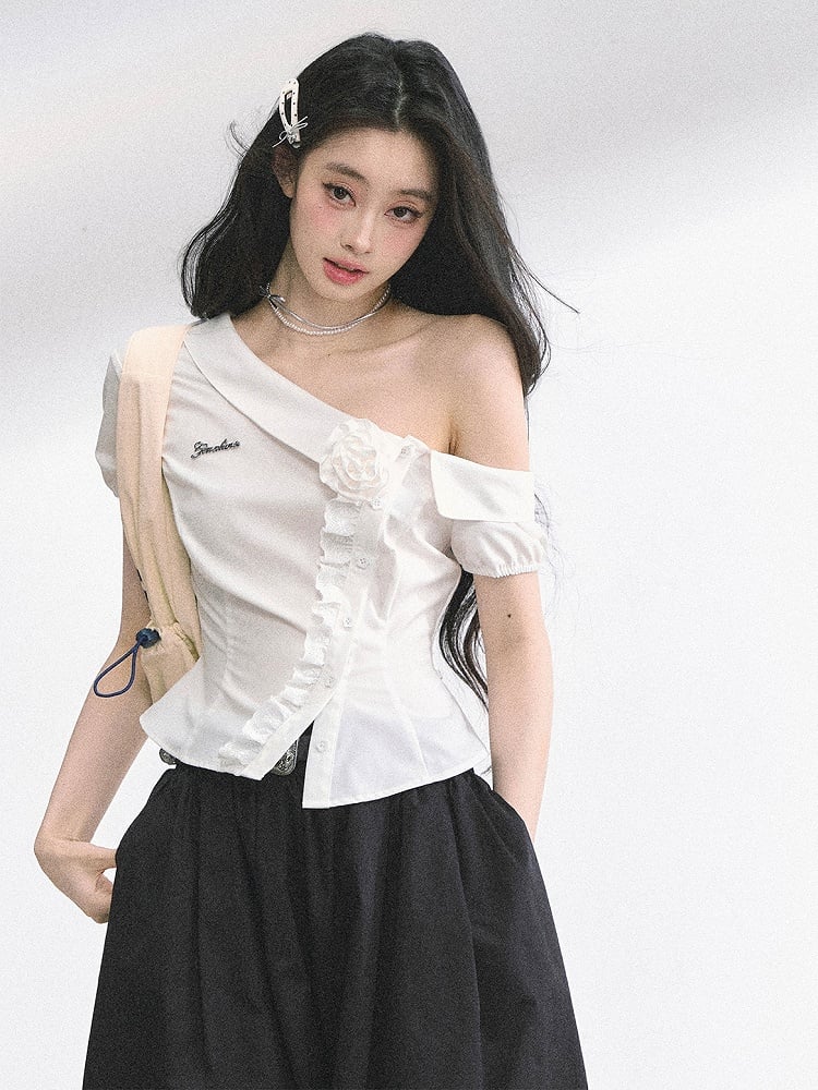 White Asymmetrical Foldover Collar Lace Trim Floral Decoration Short Sleeves Shirt