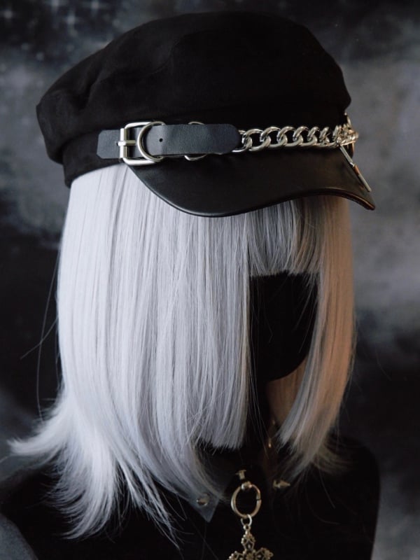Black Gothic Star Charm Heart Buckle Design Beret Hat With Chain