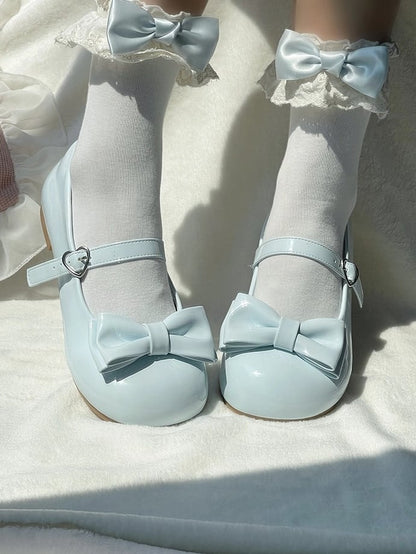 Light Blue Sweet Lolita Low-heel Mary Janes with Round Toe Design, Heart Closure & Bow Embellishments