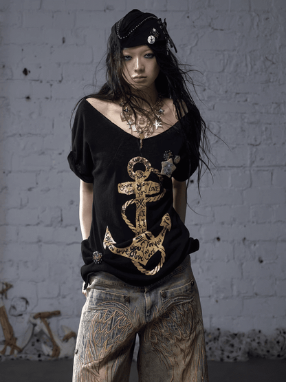 Black/White Distressed Design Navycore Graphic T-shirt