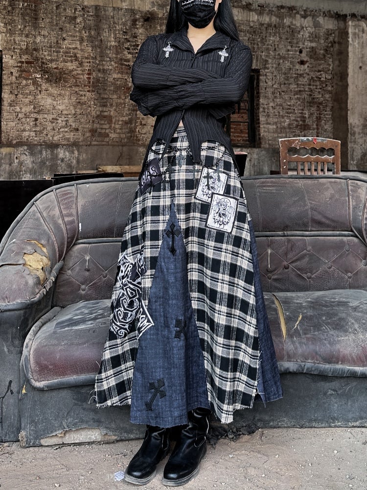 Wasteland Punk Cross Appliques Plaid Patchwork Design Skirt