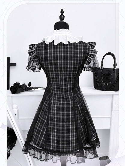 Jirai Kei Flutter Sleeves Heart Buckles Waist Black Plaid Dress with Mesh Overlay