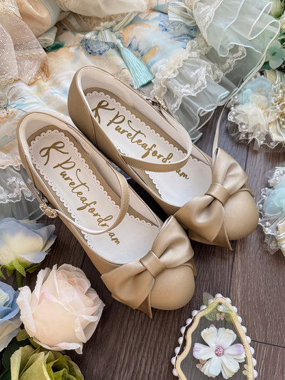 Crystal Heart Closure with Top Bow PU Golden Stilettos in Elegant Lolita