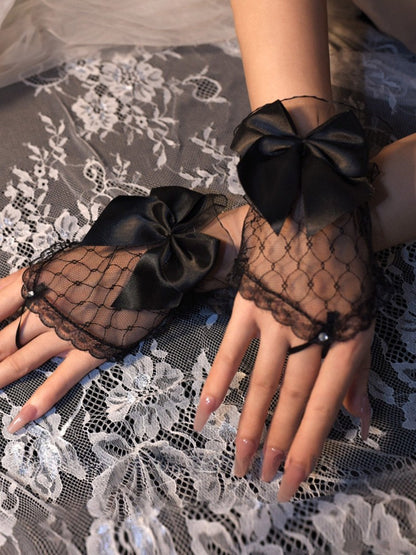 Black/White Bowknot Decorated Lace Wrist Cuffs