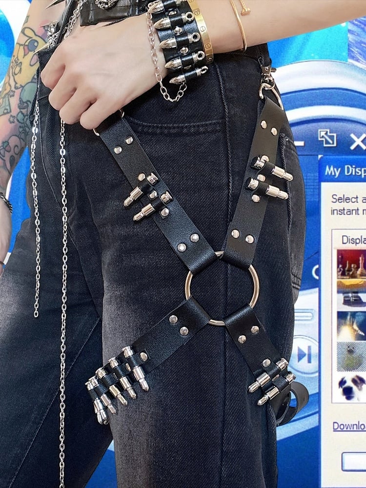 Black Punk Rock Studs Details PU Garter