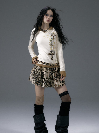 Beige Fake Two-Piece V-Neck Top with Cross Applique