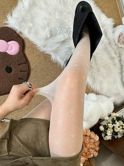 Black/White Four-leaf Clover And Diamond Pattern Tights