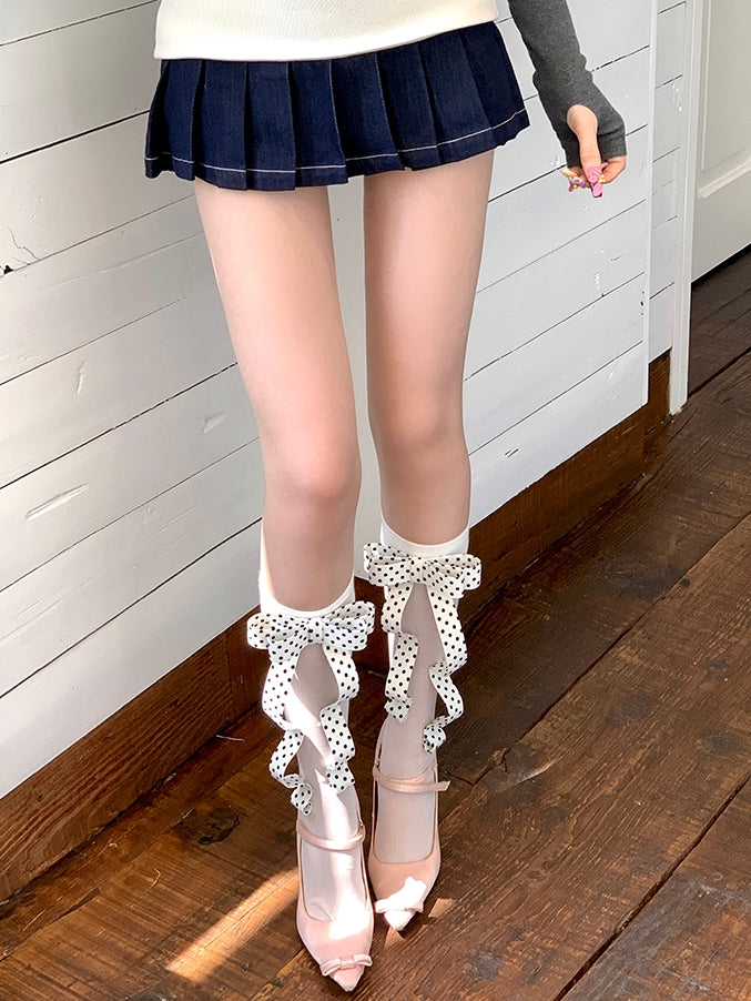 White/Black Polka-dot Pattern Bowknot Design Under-knee Stockings