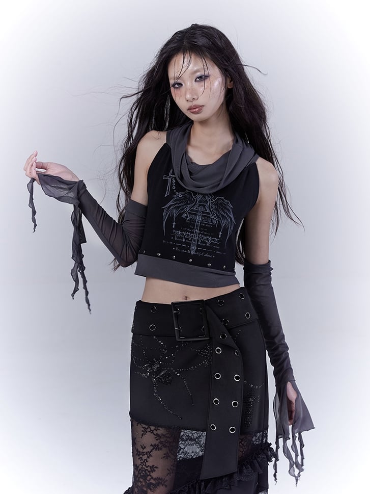 Black Cross Wing Print Punk Studded Sleeveless Top with Free Armwear