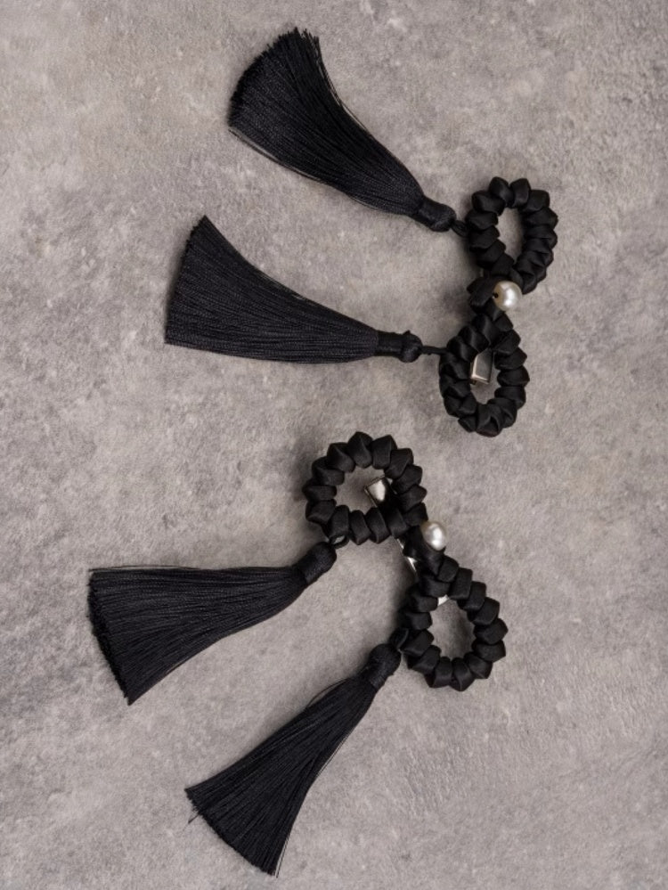 Black Gothic Beaded Decorated Tassels Design Bowknot Hairclips