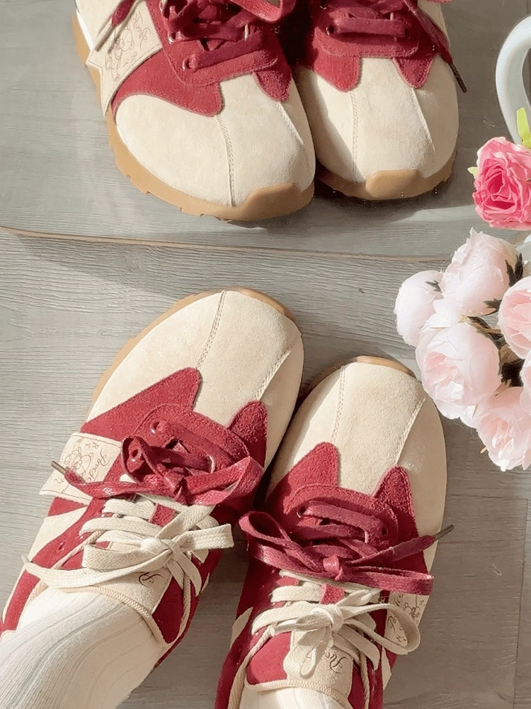 Red Letter And Bear Decorated Front Lace-up Ties Sneakers