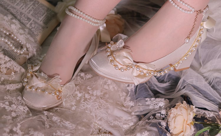 Beige Bowknot and Butterfly Applique Square Toe Hime Lolita Block Heels