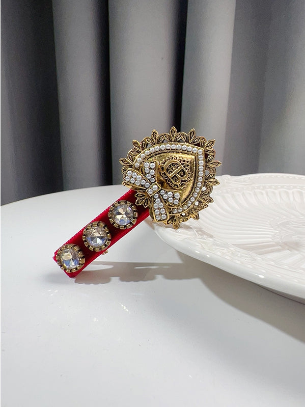 Black/Red/Green Rhinestone Decorated Beaded Heart Hairclip