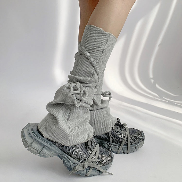 Self-tie Straps Gray/White Flared Leg Warmers