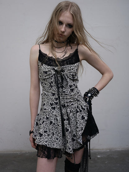 Black&White Glamorous Self-tie Strap Lace Trim Heart Print Asymmetrical Hem Cami Dress