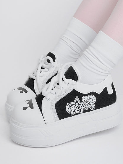 Black & White Otaku-Kwaii Platform Shoes - Lace-Up Design with Letter Print & Raw Edge Trim