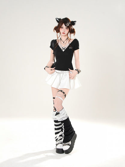 Faux Two-pieces Lace Camisole Design Black/Red Slim-fitting T-shirt