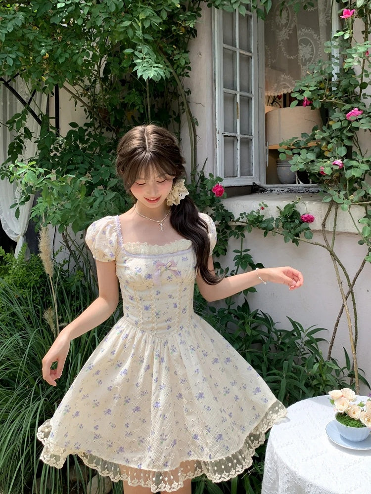 Beige Square Neckline and Short Puff Sleeves Mori Kei Floral Dress