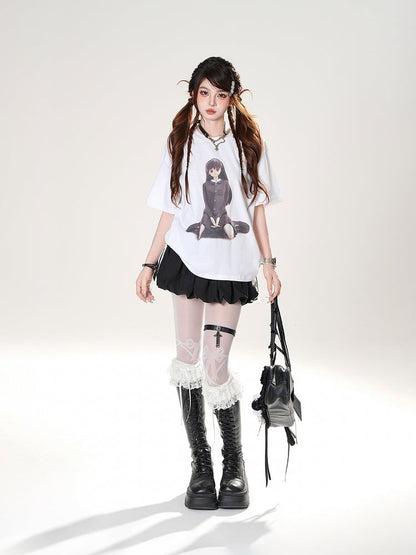 Anime Girl Print White Round Neck Loose T-shirt