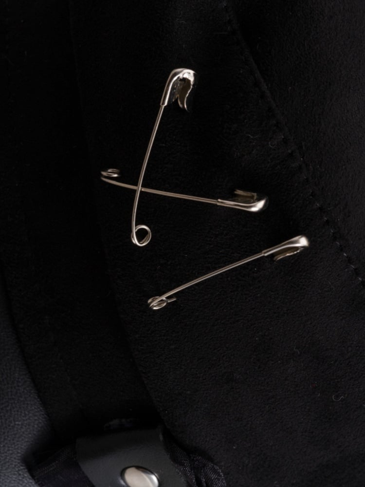 Black Gothic Pin Decorated Ruffled Trim Beret Hat