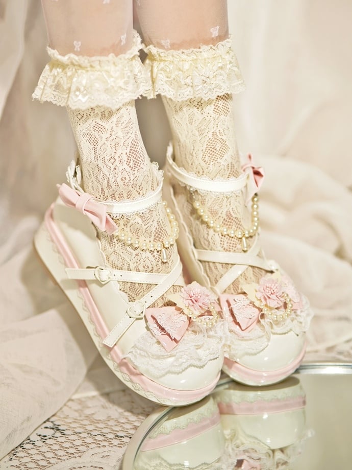 White Floral Design Bow at Top Lace Trim Heart Buckle Platforms With Detachable Beaded Chain