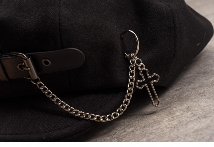 Handmade PU Buckle Black Gothic Beret with Cross Chain