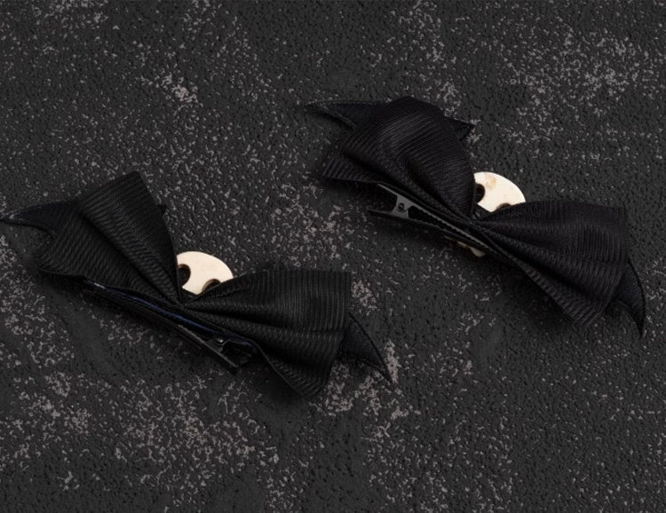 Skull Decorated Black Goth Wings Hairclips