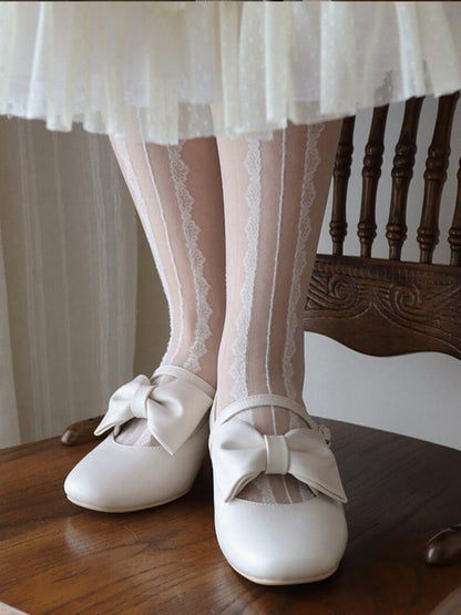 Classic Off-white Mary Janes in PU - Mid Heel with Bow Decor & Romantic Heart Clasp