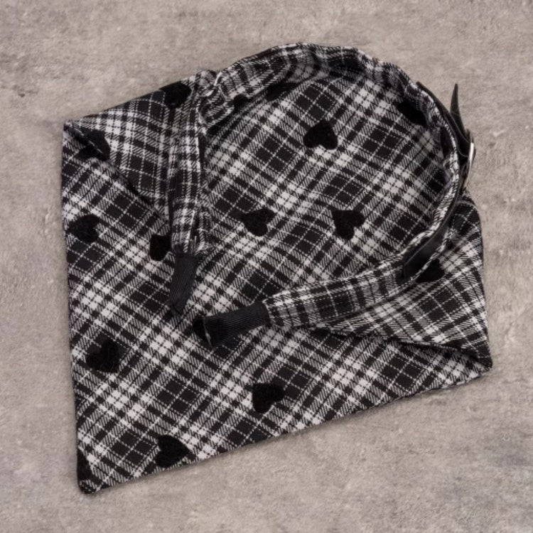 Heart Pattern Gothic Black and White Plaid Triangle Scarf KC