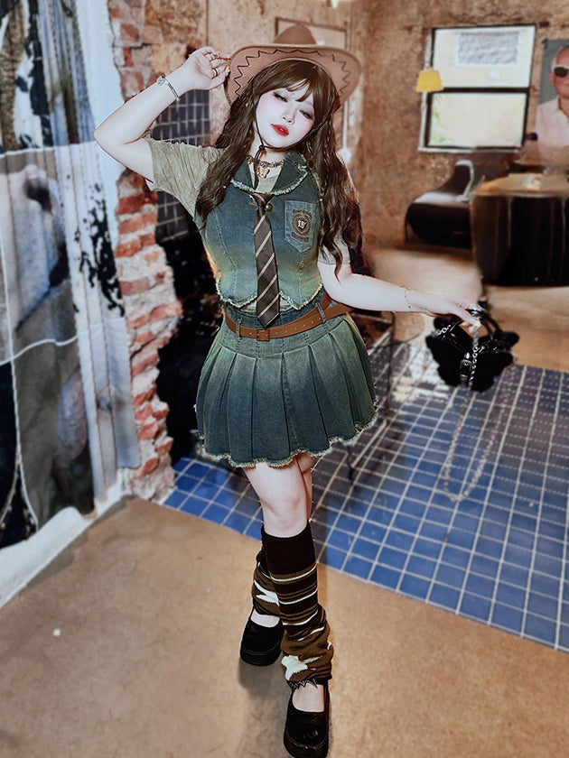 Plus Size Y2K Faded Wash Blue Denim Box Pleat Skirt Frayed Hem