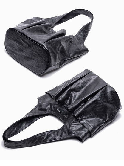 Chic White Single-Shoulder Tote Bag With Triple Pocket Design