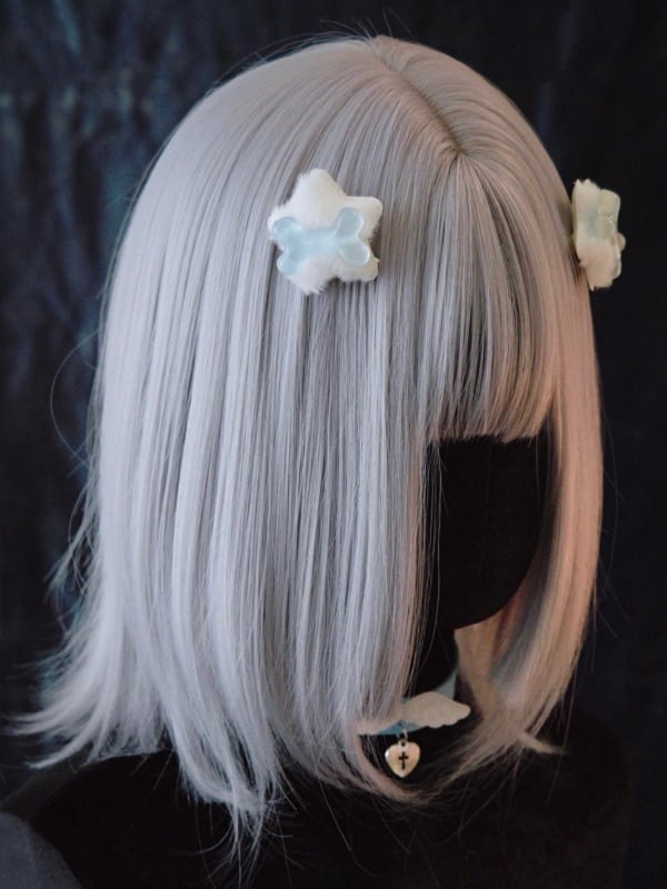 Bones Decorated White Plush Star-shaped Hairclips