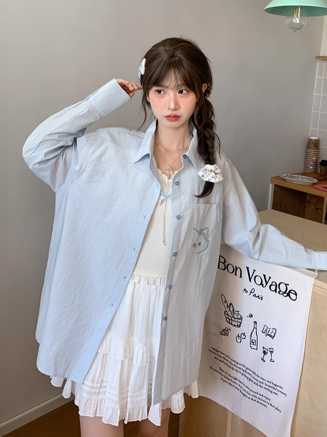 Kitty Embroidery on Pocket Kitty-shaped Cutout Detail Back Blue/Pink Loose Shirt