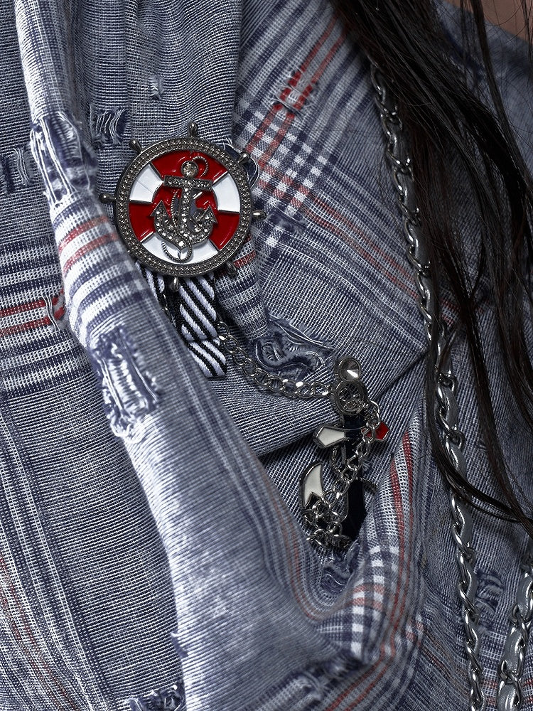 Punk Rock Distressed Design Graphic/Metal Badge Set