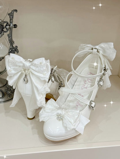 White Crisscross Design Heart Buckle Bow at Top High Heels
