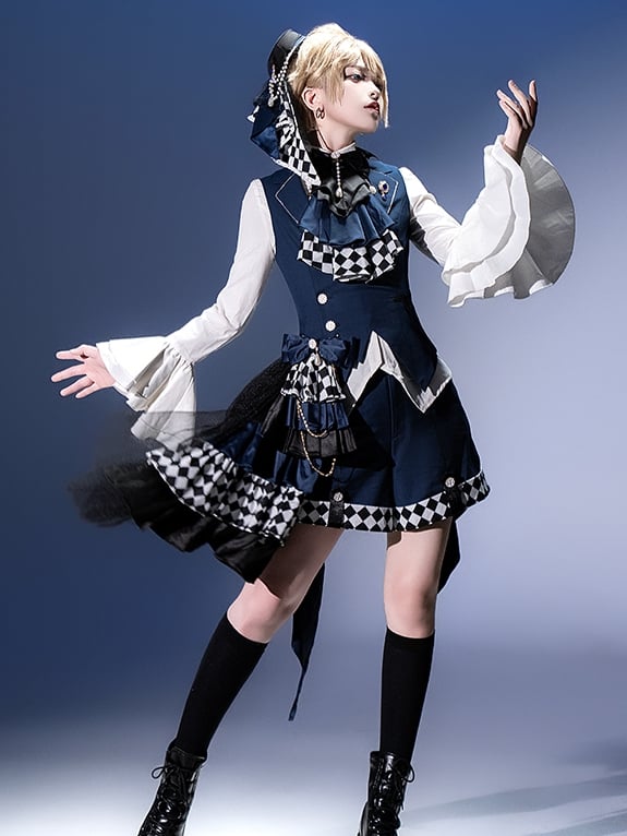 Gold-tone Buttons White Ouji Lolita Bell Sleeves Shirt