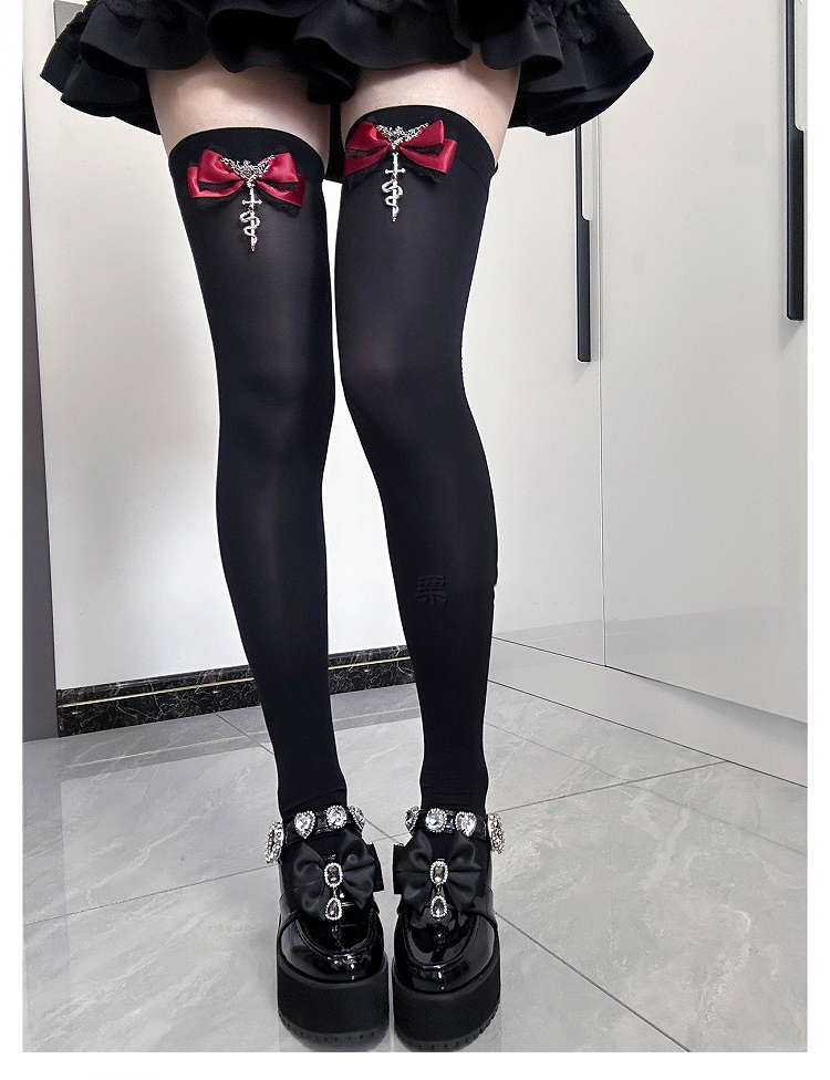 Gothic Red Metal Snake Bowknot Accents Jirai Kei Over Knee Stockings Regular/Long Version
