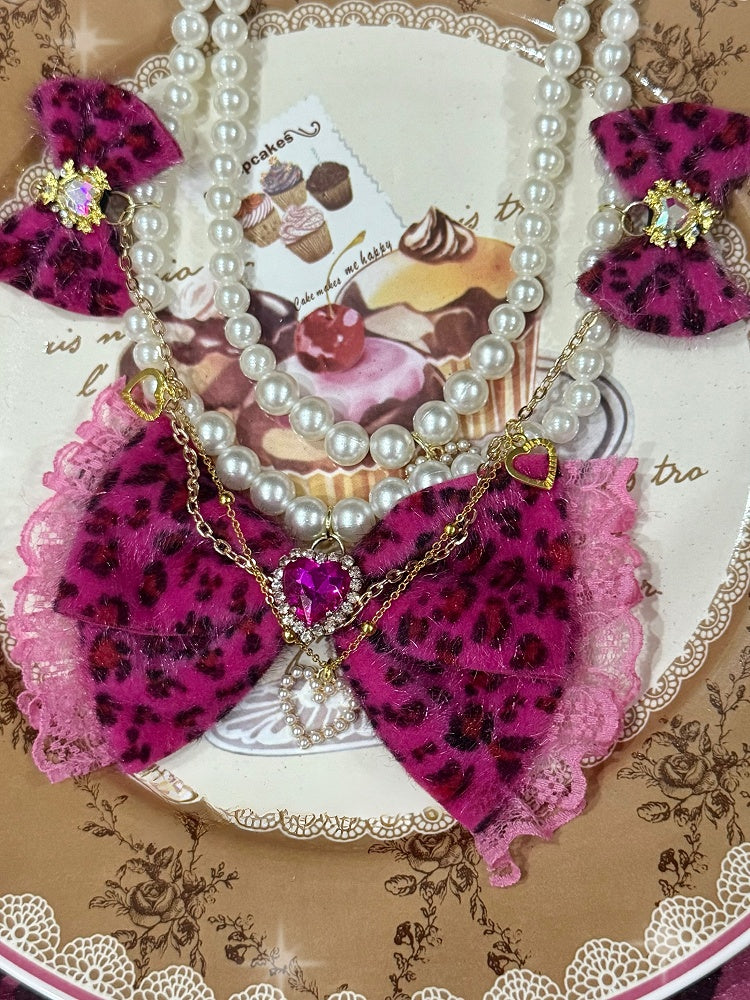 4 Color Options Leopard Pattern Rhinestone Heart And Bowknot Pendant Beaded Necklace