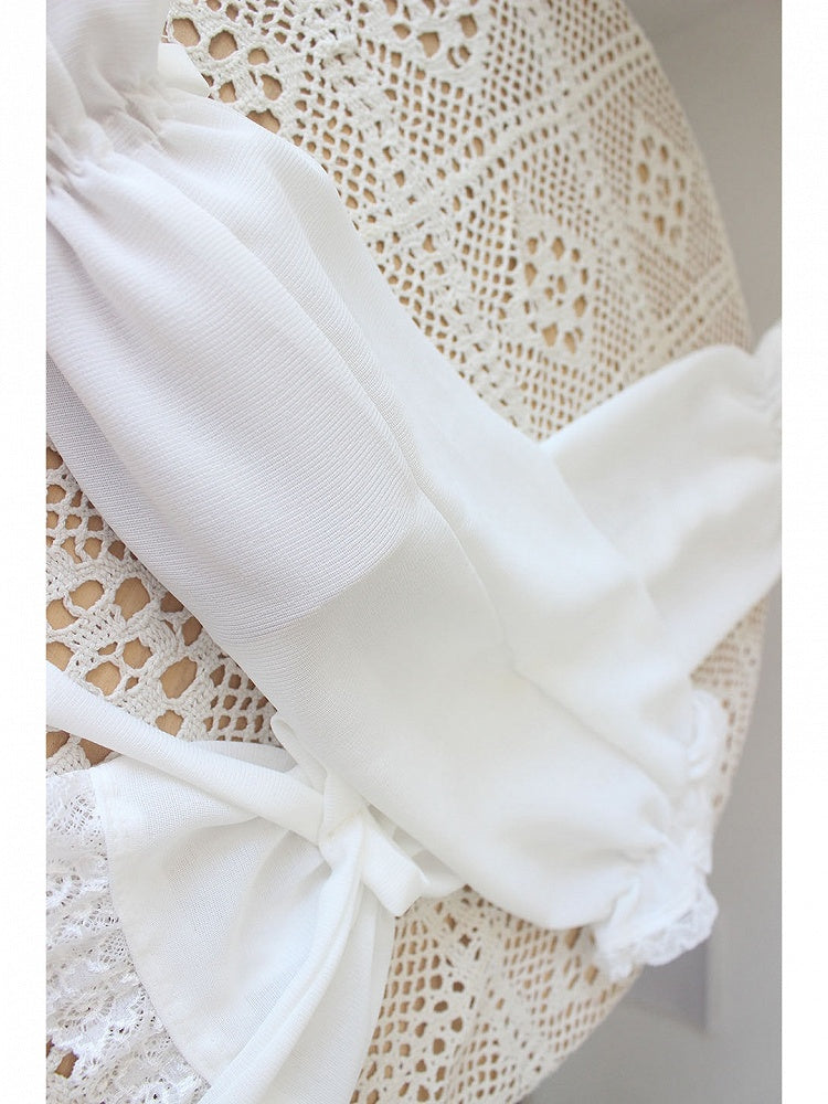 White Bowknot Details Lace Trim Sleeves