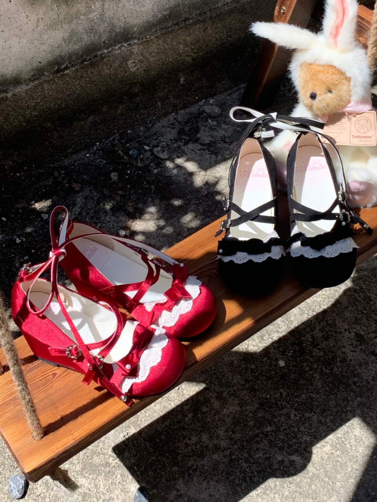 Black Bow at Top Crisscross Buckle Straps Sweet Lolita Block Heel Mary Janes