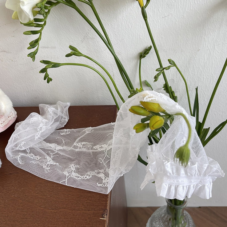 White/Black/Beige Rosette Lace Over-Knee Stockings